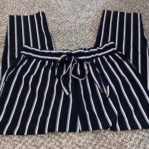 Shein Black& white dress pants. Size 1XL